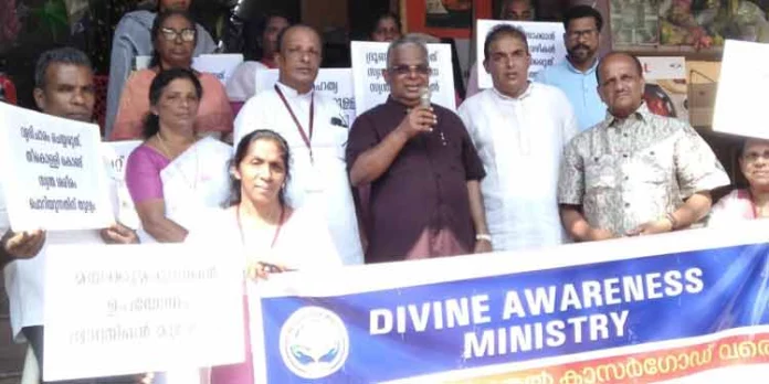 മദ്യത്തിനും മയക്കുമരുന്നിനും എതിരേ സൗഹൃദ ബോധവല്ക്കരണ റാലി നടത്തി മദ്യത്തിനും മയക്കുമരുന്നിനും എതിരേ സൗഹൃദ ബോധവല്ക്കരണ റാലി നടത്തി