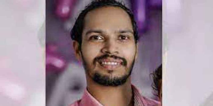 മുടികൊഴിച്ചിലിന് മരുന്ന് കഴിച്ചതിന് പിന്നാലെ പുരികവും രോമവും കൊഴിഞ്ഞു : മനംനൊന്ത് യുവാവ് ആത്മഹത്യ ചെയ്തു മുടികൊഴിച്ചിലിന് മരുന്ന് കഴിച്ചതിന് പിന്നാലെ പുരികവും രോമവും കൊഴിഞ്ഞു : മനംനൊന്ത് യുവാവ് ആത്മഹത്യ ചെയ്തു