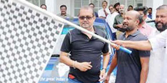 ലഹരിക്കെതിരെയുള്ള ബോധവത്കരണ ഭാരതയാത്ര ആരംഭിച്ചു ലഹരിക്കെതിരെയുള്ള ബോധവത്കരണ ഭാരതയാത്ര ആരംഭിച്ചു