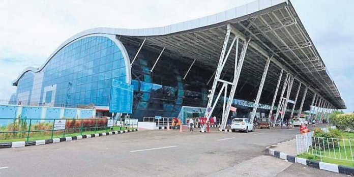അൽപശി ആറാട്ട് ഘോഷയാത്ര ; തിരുവനന്തപുരം അന്താരാഷ്ട്ര വിമാനത്താവളം അഞ്ച് മണിക്കൂർ അടച്ചിടും അൽപശി ആറാട്ട് ഘോഷയാത്ര ; തിരുവനന്തപുരം അന്താരാഷ്ട്ര വിമാനത്താവളം അഞ്ച് മണിക്കൂർ അടച്ചിടും