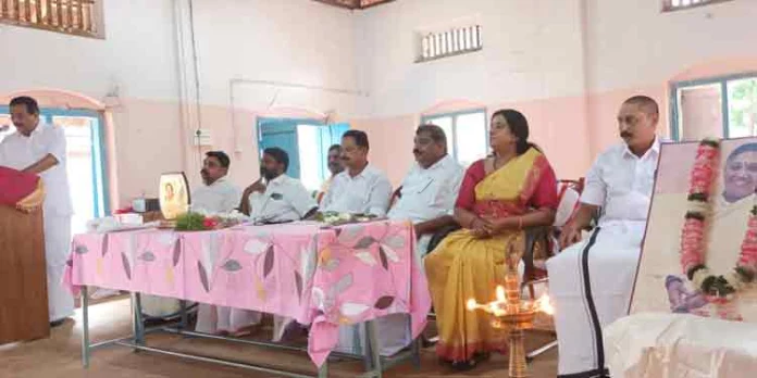 മികവുറ്റ വിദ്യാര്ത്ഥി സമൂഹത്തെ വാര്ത്തെടുക്കുന്നതിന് അധ്യാപക രക്ഷാകര്തൃ സംഘടനകള് വഹിക്കുന്ന പങ്ക് നിസ്തുലം : ആന്റോ ആന്റണി മികവുറ്റ വിദ്യാര്ത്ഥി സമൂഹത്തെ വാര്ത്തെടുക്കുന്നതിന് അധ്യാപക രക്ഷാകര്തൃ സംഘടനകള് വഹിക്കുന്ന പങ്ക് നിസ്തുലം : ആന്റോ ആന്റണി
