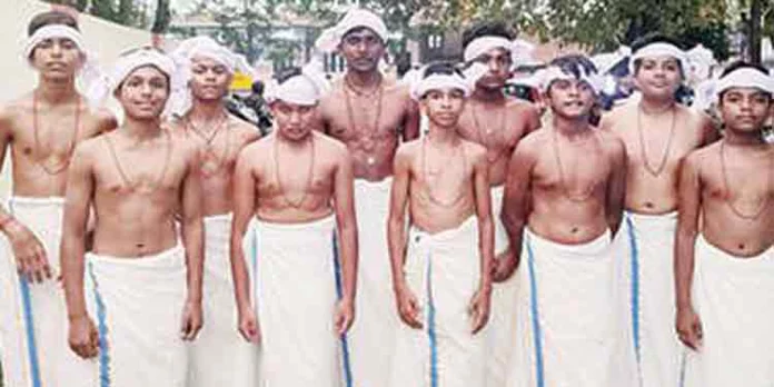 വഞ്ചിപ്പാട്ട് വേദിയില് വിജയക്കൊടി പാറിച്ച് കിടങ്ങന്നൂര് എസ്.വി.ജി.വി വഞ്ചിപ്പാട്ട് വേദിയില് വിജയക്കൊടി പാറിച്ച് കിടങ്ങന്നൂര് എസ്.വി.ജി.വി