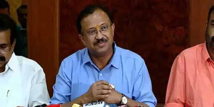 പിണറായി വിജയന് മാസ് ഡയലോഗുകള് അവസാനിപ്പിച്ച് ക്രമസമാധാന പാലം ഉറപ്പാക്കാന് വേണ്ട നടപടികള് കൈക്കൊള്ളണo : വി.മുരളീധരന് പിണറായി വിജയന് മാസ് ഡയലോഗുകള് അവസാനിപ്പിച്ച് ക്രമസമാധാന പാലം ഉറപ്പാക്കാന് വേണ്ട നടപടികള് കൈക്കൊള്ളണo : വി.മുരളീധരന്