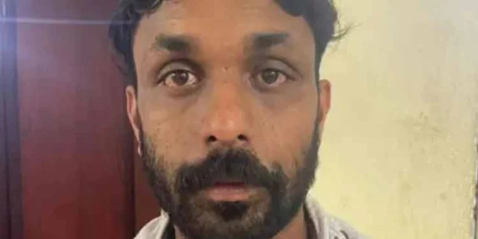 അച്ഛന്റെ അടിയേറ്റ് എട്ട് മാസം പ്രായമായ കുഞ്ഞിന് പരിക്ക് അച്ഛന്റെ അടിയേറ്റ് എട്ട് മാസം പ്രായമായ കുഞ്ഞിന് പരിക്ക്