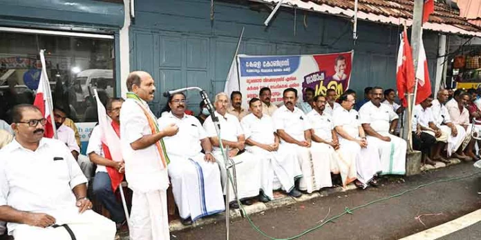 നിത്യോപയോഗ സാധനങ്ങളുടെ അനിയന്ത്രിതമായ വിലക്കയറ്റത്തിൽ പെട്ട് ജനങ്ങൾ വീർപ്പുമുട്ടുന്നു ; ജോസഫ് എം പുതുശ്ശേരി നിത്യോപയോഗ സാധനങ്ങളുടെ അനിയന്ത്രിതമായ വിലക്കയറ്റത്തിൽ പെട്ട് ജനങ്ങൾ വീർപ്പുമുട്ടുന്നു ; ജോസഫ് എം പുതുശ്ശേരി