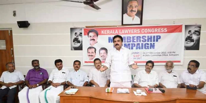 അഭിഭാഷകർ സമൂഹത്തിലെ തിരുത്തൽ ശക്തികൾ ആകണം : ജോസ് കെ മാണി എം. പി അഭിഭാഷകർ സമൂഹത്തിലെ തിരുത്തൽ ശക്തികൾ ആകണം : ജോസ് കെ മാണി എം. പി