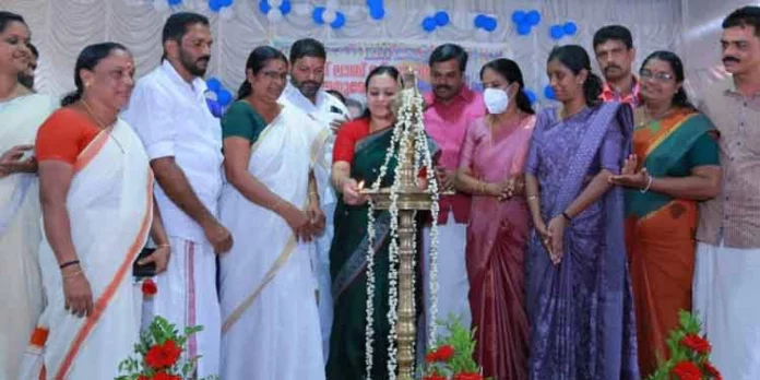 കുട്ടികൾ ശാസ്ത്ര ബോധമുള്ളവരായി വളരണം ; മന്ത്രി വീണ ജോർജ്ജ് കുട്ടികൾ ശാസ്ത്ര ബോധമുള്ളവരായി വളരണം ; മന്ത്രി വീണ ജോർജ്ജ്