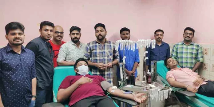 രക്ത ദാനക്യാമ്പുമായി യൂത്ത് കോൺഗ്രസ് രക്ത ദാനക്യാമ്പുമായി യൂത്ത് കോൺഗ്രസ്