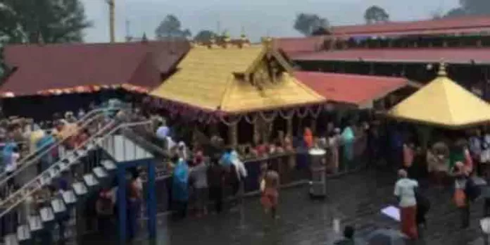 മലചവിട്ടുന്ന ഭക്തരുടെ എണ്ണം 85,000 ആയി ചുരുക്കണo : പോലീസ് മലചവിട്ടുന്ന ഭക്തരുടെ എണ്ണം 85,000 ആയി ചുരുക്കണo : പോലീസ്
