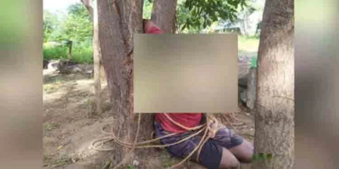 മോഷണം ആരോപിച്ച് യുവാവിനെ മരത്തിൽ കെട്ടിയിട്ട് തല്ലിക്കൊന്നു മോഷണം ആരോപിച്ച് യുവാവിനെ മരത്തിൽ കെട്ടിയിട്ട് തല്ലിക്കൊന്നു