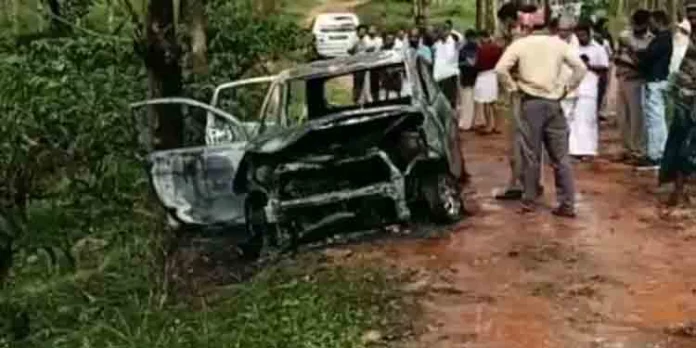 കാറിനുള്ളില് കത്തിക്കരിഞ്ഞ നിലയില് മൃതദേഹം : KL 58 M 9451 നമ്പര് കാര് ആണ് കത്തിയത് കാറിനുള്ളില് കത്തിക്കരിഞ്ഞ നിലയില് മൃതദേഹം : KL 58 M 9451 നമ്പര് കാര് ആണ് കത്തിയത്
