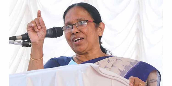 സര്ക്കാരിന് തിരിച്ചടി ; കെകെ ശൈലജക്കെതിരായ അന്വേഷണം തുടരാമെന്ന് ഹൈക്കോടതി സര്ക്കാരിന് തിരിച്ചടി ; കെകെ ശൈലജക്കെതിരായ അന്വേഷണം തുടരാമെന്ന് ഹൈക്കോടതി