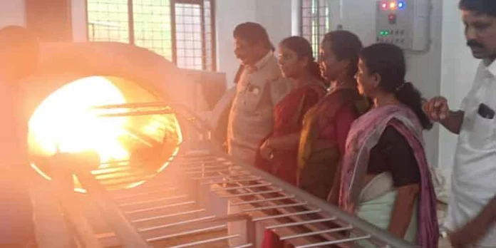 പഴവങ്ങാടി ഗ്രാമപഞ്ചായത്തിലെ ജണ്ടായിക്കൽ വാതക ശ്മശാനത്തിന്റെ നിര്മ്മാണം പൂര്ത്തിയായി പഴവങ്ങാടി ഗ്രാമപഞ്ചായത്തിലെ ജണ്ടായിക്കൽ വാതക ശ്മശാനത്തിന്റെ നിര്മ്മാണം പൂര്ത്തിയായി