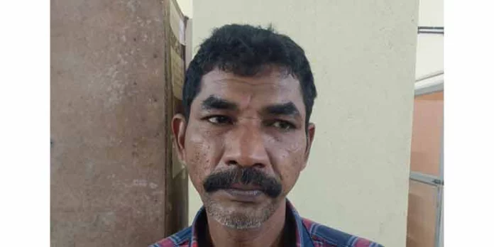 വയോധികയെ പീഡിപ്പിക്കാൻ ശ്രമിച്ച മധ്യവയസ്കൻ പോലീസ് പിടിയിലായി വയോധികയെ പീഡിപ്പിക്കാൻ ശ്രമിച്ച മധ്യവയസ്കൻ പോലീസ് പിടിയിലായി