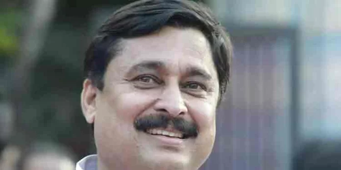 നാവിൽ എല്ലില്ലെന്ന് കരുതി എന്തും പറയരുതെന്ന് മന്ത്രി വി.അബ്ദുറഹ്മാൻ നാവിൽ എല്ലില്ലെന്ന് കരുതി എന്തും പറയരുതെന്ന് മന്ത്രി വി.അബ്ദുറഹ്മാൻ