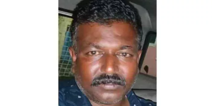 വാഹന പാർക്കിങ്ങുമായി ബന്ധപ്പെട്ട തര്ക്കത്തില് യുവാവിനെ കുത്തിയ കേസിലെ പ്രതി പിടിയില് വാഹന പാർക്കിങ്ങുമായി ബന്ധപ്പെട്ട തര്ക്കത്തില് യുവാവിനെ കുത്തിയ കേസിലെ പ്രതി പിടിയില്