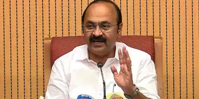 യുഡിഎഫില് കുഴപ്പങ്ങള് ഉണ്ടാക്കാനാണ് ശ്രമമെങ്കില് നടപ്പില്ലെന്ന് സതീശന് യുഡിഎഫില് കുഴപ്പങ്ങള് ഉണ്ടാക്കാനാണ് ശ്രമമെങ്കില് നടപ്പില്ലെന്ന് സതീശന്