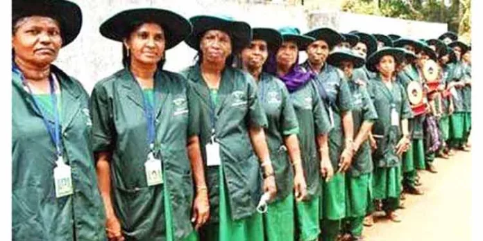 ഹരിതകർമ്മ സേനക്ക് ട്രോളികൾ നൽകി ചെമ്പ് ഗ്രാമപഞ്ചായത്ത് ഹരിതകർമ്മ സേനക്ക് ട്രോളികൾ നൽകി ചെമ്പ് ഗ്രാമപഞ്ചായത്ത്