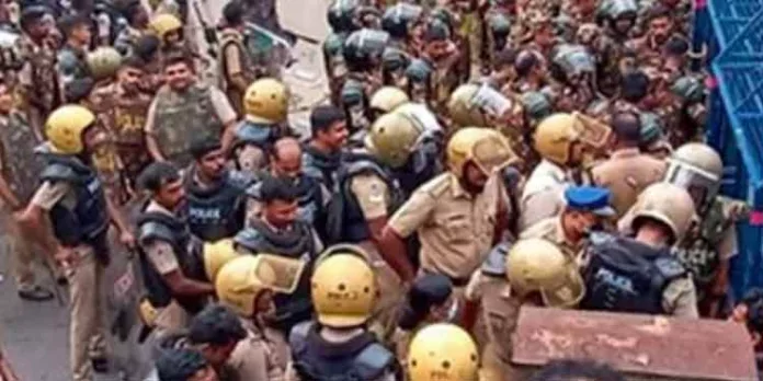 സര്ക്കാര് വാക്ക് പാലിച്ചില്ലെങ്കില് വീണ്ടും സമരം തുടങ്ങും ; ലത്തീന് സഭയുടെ ഇടയ ലേഖനം സര്ക്കാര് വാക്ക് പാലിച്ചില്ലെങ്കില് വീണ്ടും സമരം തുടങ്ങും ; ലത്തീന് സഭയുടെ ഇടയ ലേഖനം