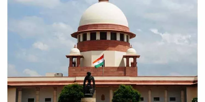 ജഡ്ജി നിയമനം : സര്ക്കാരും സുപ്രീംകോടതിയും ഇരു ചേരിയിലായത് രാഷ്ട്രീയ ആയുധമാക്കാന് പ്രതിപക്ഷം, ജുഡീഷ്യറിയെ പിടിച്ചെടുക്കാന് ശ്രമമെന്ന് കോണ്ഗ്രസ് ജഡ്ജി നിയമനം : സര്ക്കാരും സുപ്രീംകോടതിയും ഇരു ചേരിയിലായത് രാഷ്ട്രീയ ആയുധമാക്കാന് പ്രതിപക്ഷം, ജുഡീഷ്യറിയെ പിടിച്ചെടുക്കാന് ശ്രമമെന്ന് കോണ്ഗ്രസ്