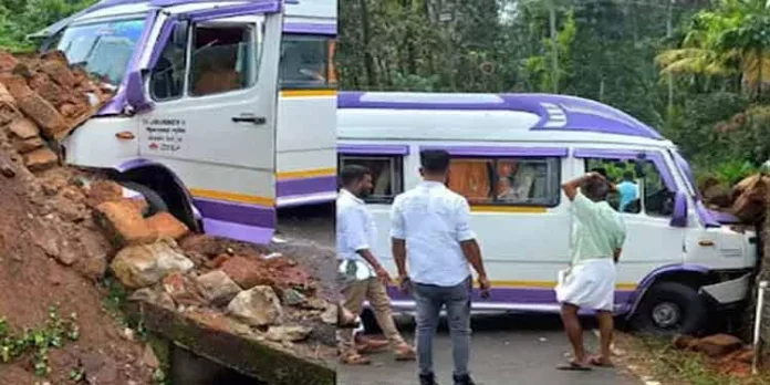 ശബരിമല തീര്ത്ഥാടകര് സഞ്ചരിച്ച വാഹനം ഇടിച്ച് കാല്നടയാത്രക്കാരന് മരിച്ചു ശബരിമല തീര്ത്ഥാടകര് സഞ്ചരിച്ച വാഹനം ഇടിച്ച് കാല്നടയാത്രക്കാരന് മരിച്ചു