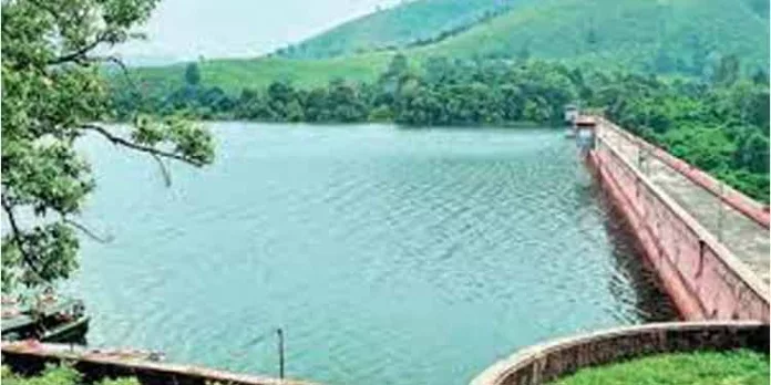 മുല്ലപ്പെരിയാറില് പുതിയ അണക്കെട്ടു നിര്മിക്കുന്നത് പരിസ്ഥിതിയെ ഒരുതരത്തിലും ബാധിക്കില്ലെന്ന് സാങ്കേതിക സമിതിയുടെ റിപ്പോര്ട്ട് മുല്ലപ്പെരിയാറില് പുതിയ അണക്കെട്ടു നിര്മിക്കുന്നത് പരിസ്ഥിതിയെ ഒരുതരത്തിലും ബാധിക്കില്ലെന്ന് സാങ്കേതിക സമിതിയുടെ റിപ്പോര്ട്ട്
