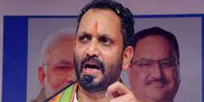 രക്തത്തിലും മജ്ജയിലും മാംസത്തിലും വര്ഗീയതയുള്ള പാര്ട്ടിയാണ് ലീഗ് : കെ സുരേന്ദ്രന് രക്തത്തിലും മജ്ജയിലും മാംസത്തിലും വര്ഗീയതയുള്ള പാര്ട്ടിയാണ് ലീഗ് : കെ സുരേന്ദ്രന്