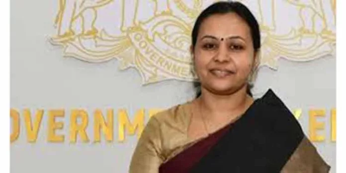 ഭക്ഷ്യ സുരക്ഷ നടപടികള് ശക്തമാക്കി ആരോഗ്യമന്ത്രി വീണാ ജോര്ജ് ഭക്ഷ്യ സുരക്ഷ നടപടികള് ശക്തമാക്കി ആരോഗ്യമന്ത്രി വീണാ ജോര്ജ്