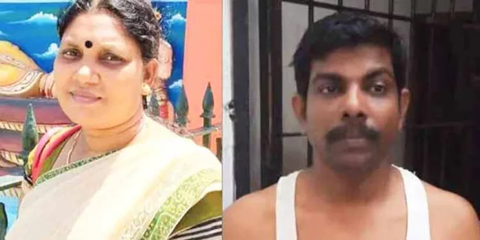 നടുറോഡിൽ സ്ത്രീയെ വെട്ടിക്കൊലപ്പെടുത്തിയ സംഭവത്തിൽ നിർണായക വിവരങ്ങൾ പുറത്ത് നടുറോഡിൽ സ്ത്രീയെ വെട്ടിക്കൊലപ്പെടുത്തിയ സംഭവത്തിൽ നിർണായക വിവരങ്ങൾ പുറത്ത്