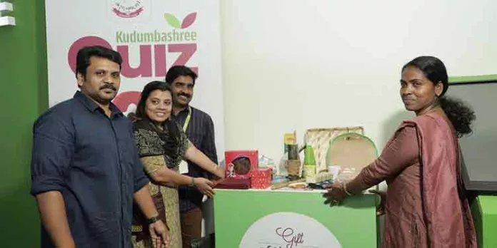 സരസ് മേള ക്വിസ് ; കെ.ജി സുനില ആദ്യവിജയി സരസ് മേള ക്വിസ് ; കെ.ജി സുനില ആദ്യവിജയി