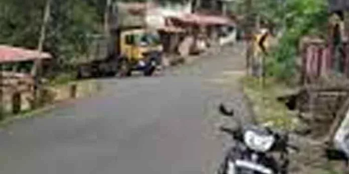 കോന്നി – അട്ടച്ചാക്കൽ – കുമ്പഴ റോഡിലെ അപകട ഭീതി ഒഴിവാക്കണമെന്ന് ആവശ്യപ്പെട്ട് ഹ്യൂമൺ റൈറ്റ്സ് പ്രൊട്ടക്ഷൻ മിഷൻ നിവേദനം നൽകി കോന്നി – അട്ടച്ചാക്കൽ – കുമ്പഴ റോഡിലെ അപകട ഭീതി ഒഴിവാക്കണമെന്ന് ആവശ്യപ്പെട്ട് ഹ്യൂമൺ റൈറ്റ്സ് പ്രൊട്ടക്ഷൻ മിഷൻ നിവേദനം നൽകി