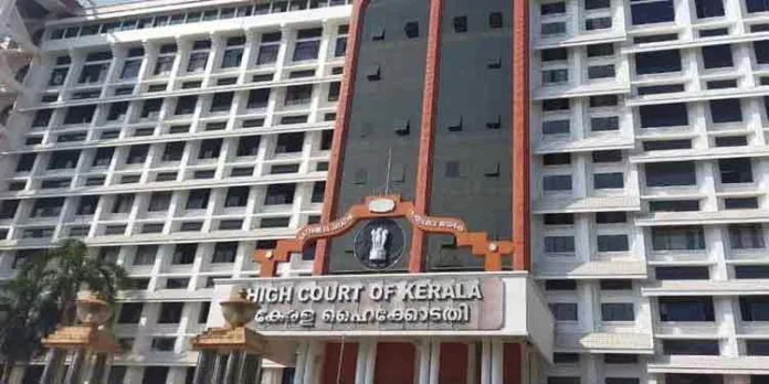 പിഎഫ്ഐ ഹര്ത്താൽ: പൊതുമുതല് നശിപ്പിച്ചതില് നടപടി വൈകുന്നു; സര്ക്കാരിന് വിമര്ശനം പിഎഫ്ഐ ഹര്ത്താൽ: പൊതുമുതല് നശിപ്പിച്ചതില് നടപടി വൈകുന്നു; സര്ക്കാരിന് വിമര്ശനം