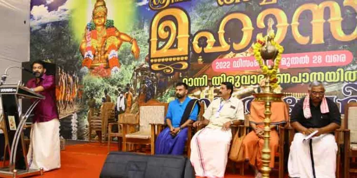 തനിക്കു വേണ്ടി മാത്രം പ്രാർഥിക്കുന്ന ധർമ്മമല്ല സനാതന ധർമ്മം : കെ പി ഹരിദാസ് തനിക്കു വേണ്ടി മാത്രം പ്രാർഥിക്കുന്ന ധർമ്മമല്ല സനാതന ധർമ്മം : കെ പി ഹരിദാസ്