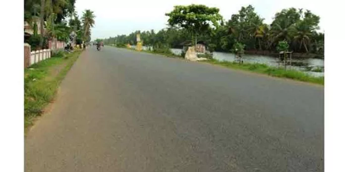 ആലപ്പുഴ -ചങ്ങനാശ്ശേരി റോഡിന്റെ പുനരുദ്ധാരണ പ്രവൃത്തി നടക്കുന്നതിനാൽ ചൊവ്വാഴ്ച രാത്രി മുതൽ ഗതാഗതം മുടങ്ങും ആലപ്പുഴ -ചങ്ങനാശ്ശേരി റോഡിന്റെ പുനരുദ്ധാരണ പ്രവൃത്തി നടക്കുന്നതിനാൽ ചൊവ്വാഴ്ച രാത്രി മുതൽ ഗതാഗതം മുടങ്ങും