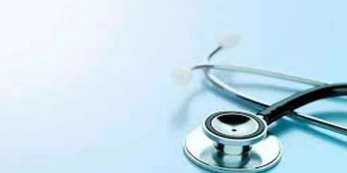 ആരോഗ്യമന്ത്രിയുടെ നാട്ടില് കുട്ടികള്ക്ക് രാത്രിയില് അസുഖം വന്നാല് സ്വകാര്യ ആശുപത്രിതന്നെ ശരണം ആരോഗ്യമന്ത്രിയുടെ നാട്ടില് കുട്ടികള്ക്ക് രാത്രിയില് അസുഖം വന്നാല് സ്വകാര്യ ആശുപത്രിതന്നെ ശരണം