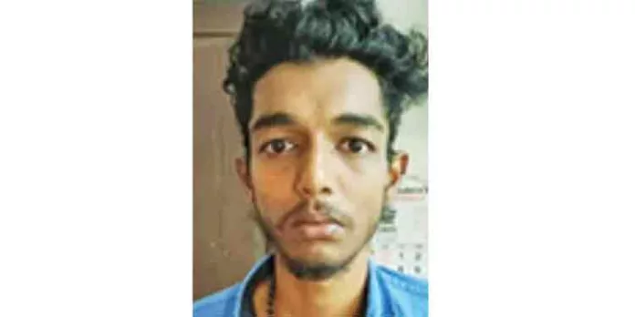 ഇൻസ്റ്റഗ്രാമിലൂടെ പരിചയപ്പെട്ട പ്രായപൂർത്തിയാകാത്ത പെൺകുട്ടിയെ പീഡിപ്പിച്ച യുവാവ് അറസ്റ്റിൽ ഇൻസ്റ്റഗ്രാമിലൂടെ പരിചയപ്പെട്ട പ്രായപൂർത്തിയാകാത്ത പെൺകുട്ടിയെ പീഡിപ്പിച്ച യുവാവ് അറസ്റ്റിൽ