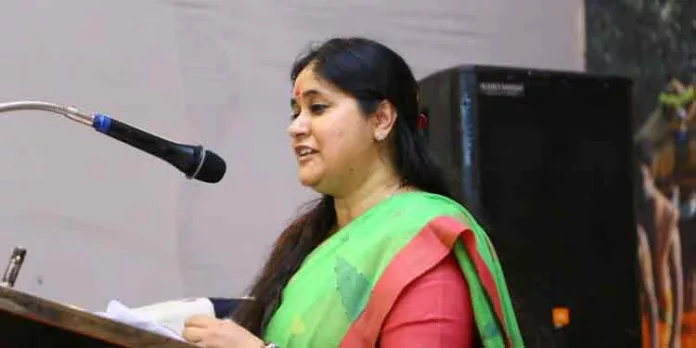 അയ്യപ്പ സത്രം അതിശയകരം : റ്റീനാ ബെൻഡിക്ട് അയ്യപ്പ സത്രം അതിശയകരം : റ്റീനാ ബെൻഡിക്ട്