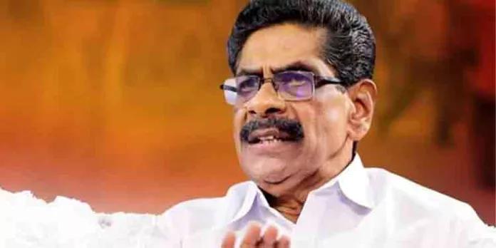 കോണ്ഗ്രസ് പുനസംഘടന വൈകുന്നതില് അതൃപ്തി പ്രകടമാക്കി മുല്ലപ്പള്ളി രാമചന്ദ്രന് കോണ്ഗ്രസ് പുനസംഘടന വൈകുന്നതില് അതൃപ്തി പ്രകടമാക്കി മുല്ലപ്പള്ളി രാമചന്ദ്രന്