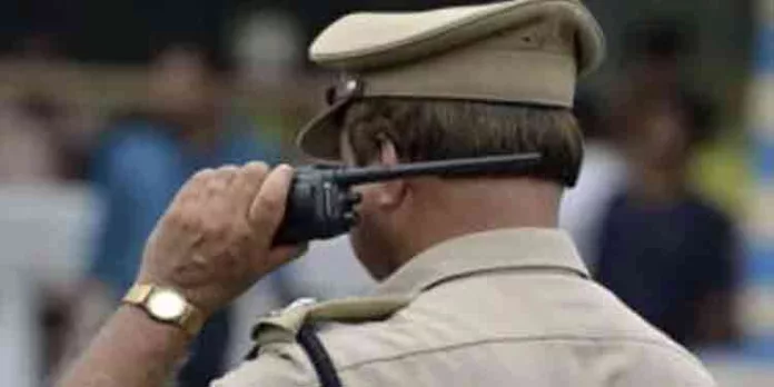 സോഷ്യല് മീഡിയ വഴി യുവതികളുടെ നഗ്നചിത്രം പ്രചരിപ്പിച്ച യുവാവ് പിടിയിലായി സോഷ്യല് മീഡിയ വഴി യുവതികളുടെ നഗ്നചിത്രം പ്രചരിപ്പിച്ച യുവാവ് പിടിയിലായി