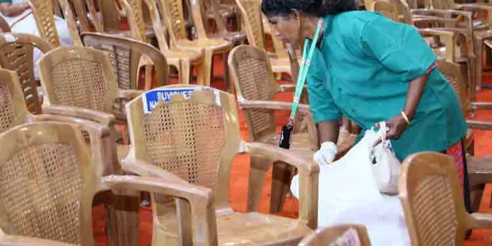 മാലിന്യ നിർമാർജനം ചിട്ടയായും ക്രമമായും നടത്തുന്നതിന് മാതൃകയായി അയ്യപ്പ സത്രം മാലിന്യ നിർമാർജനം ചിട്ടയായും ക്രമമായും നടത്തുന്നതിന് മാതൃകയായി അയ്യപ്പ സത്രം