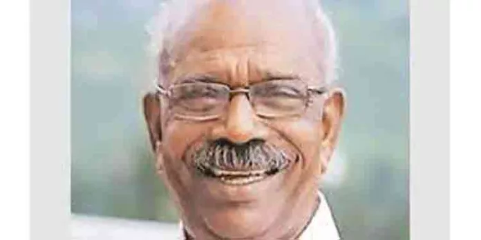 എം.എം. മണി എംഎൽഎ സഞ്ചരിച്ച വാഹനം തടഞ്ഞു നിർത്തി അസഭ്യം പറഞ്ഞതായി പരാതി എം.എം. മണി എംഎൽഎ സഞ്ചരിച്ച വാഹനം തടഞ്ഞു നിർത്തി അസഭ്യം പറഞ്ഞതായി പരാതി