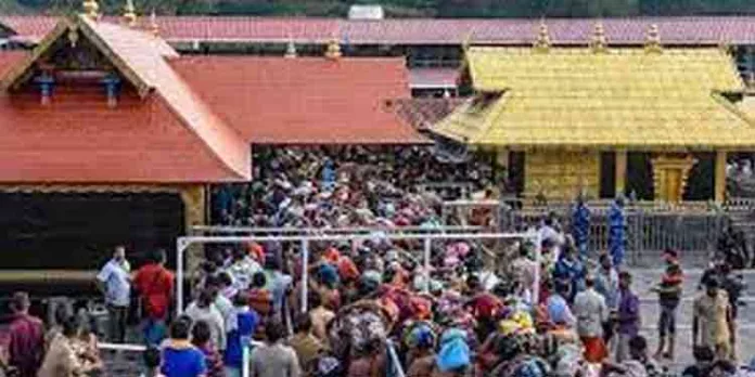 ശബരിമലയില് ഈ മണ്ഡലക്കാലത്ത് ഇതുവരെ 222.98 കോടി നട വരുമാനമായി ലഭിച്ചു ; 29 ലക്ഷത്തിലേറെ തീര്ഥാടകര് എത്തി ശബരിമലയില് ഈ മണ്ഡലക്കാലത്ത് ഇതുവരെ 222.98 കോടി നട വരുമാനമായി ലഭിച്ചു ; 29 ലക്ഷത്തിലേറെ തീര്ഥാടകര് എത്തി