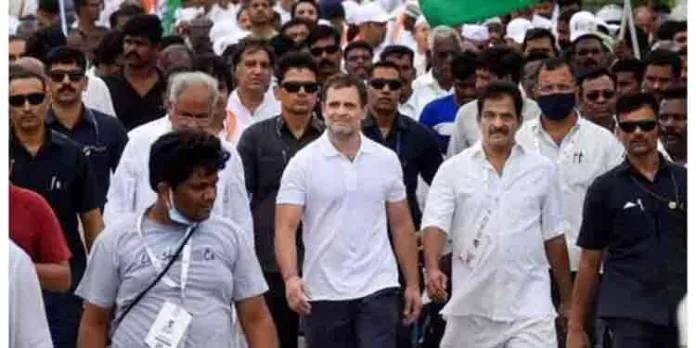 ഭാരത് ജോഡോ യാത്രയില് സുരക്ഷാ വീഴ്ച ; അമിത് ഷായ്ക്ക് കത്തയച്ച് കെ.സി വേണുഗോപാല് ഭാരത് ജോഡോ യാത്രയില് സുരക്ഷാ വീഴ്ച ; അമിത് ഷായ്ക്ക് കത്തയച്ച് കെ.സി വേണുഗോപാല്