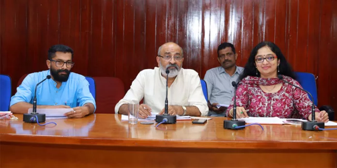 വികസന പ്രവര്ത്തനങ്ങളുടെ പുരോഗതി വിലയിരുത്തി വികസന പ്രവര്ത്തനങ്ങളുടെ പുരോഗതി വിലയിരുത്തി