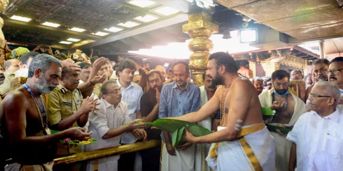 മണ്ഡലകാല തീര്ഥാടനത്തിന് സമാപനം ; ശബരിമല നട 30ന് വീണ്ടും തുറക്കും മണ്ഡലകാല തീര്ഥാടനത്തിന് സമാപനം ; ശബരിമല നട 30ന് വീണ്ടും തുറക്കും