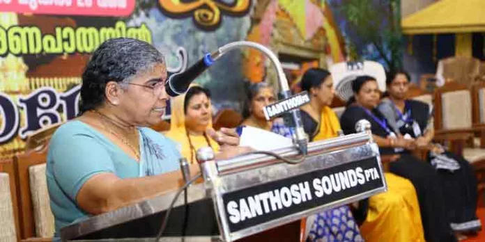 അയ്യപ്പനെ കണ്ടെത്തുകയല്ല അനുഭവിക്കുകയാണ് – പ്രൊഫ: വി റ്റി രമ അയ്യപ്പനെ കണ്ടെത്തുകയല്ല അനുഭവിക്കുകയാണ് – പ്രൊഫ: വി റ്റി രമ
