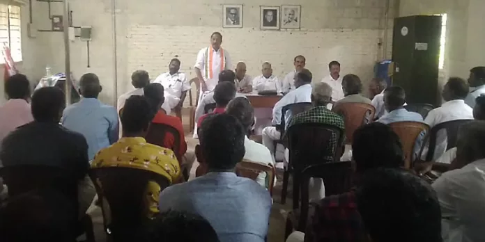 പരമ്പരാഗത തൊഴിൽ സംരക്ഷിക്കുന്നതിൽ കേന്ദ്ര-സംസ്ഥാന സർക്കാരുകൾ പരാജയപ്പെട്ടിരിക്കുകയാണ് ; മുൻ ഡിസിസി പ്രസിഡന്റ് പരമ്പരാഗത തൊഴിൽ സംരക്ഷിക്കുന്നതിൽ കേന്ദ്ര-സംസ്ഥാന സർക്കാരുകൾ പരാജയപ്പെട്ടിരിക്കുകയാണ് ; മുൻ ഡിസിസി പ്രസിഡന്റ്