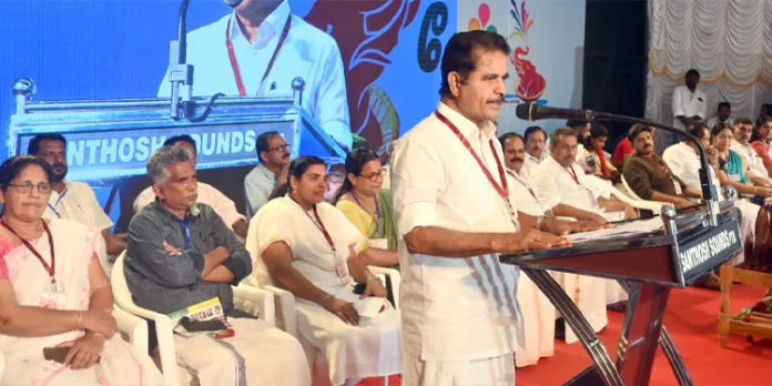 കോന്നി ഫെസ്റ്റിന് തിരിതെളിഞ്ഞു കോന്നി ഫെസ്റ്റിന് തിരിതെളിഞ്ഞു