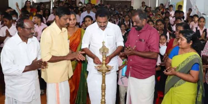 സ്മാർട്ടായി വൈക്കം ഗവൺമെന്റ് യുപി സ്കൂൾ സ്മാർട്ടായി വൈക്കം ഗവൺമെന്റ് യുപി സ്കൂൾ