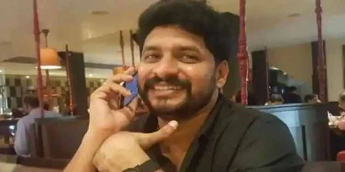 പ്രമുഖ സിനിമാ നിര്മാതാവ് ജെയ്സണ് എളംകുളത്തെ ഫ്ളാറ്റില് മരിച്ച നിലയില് കണ്ടെത്തി പ്രമുഖ സിനിമാ നിര്മാതാവ് ജെയ്സണ് എളംകുളത്തെ ഫ്ളാറ്റില് മരിച്ച നിലയില് കണ്ടെത്തി